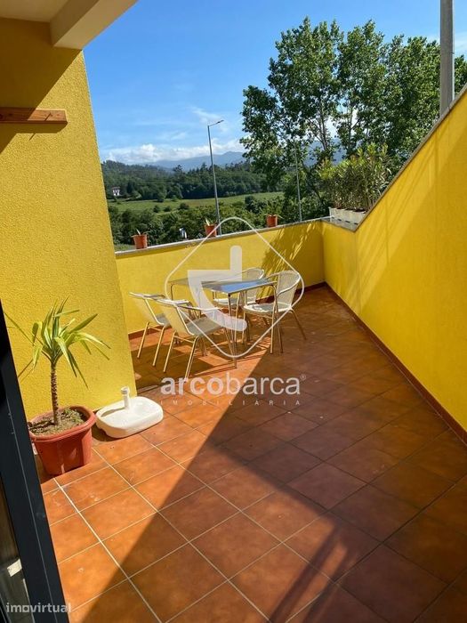 Apartamento T3 para Arrendamento no Centro de Ponte da Barca