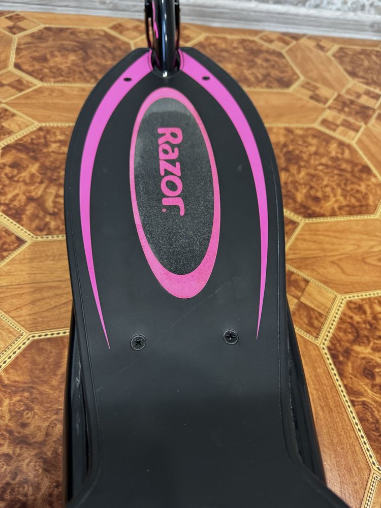 Электросамокат RAZOR Power Core E98
