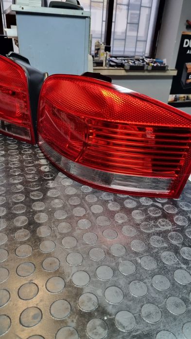 Lampy tył audi a3 8p 3D 2003r oryginał