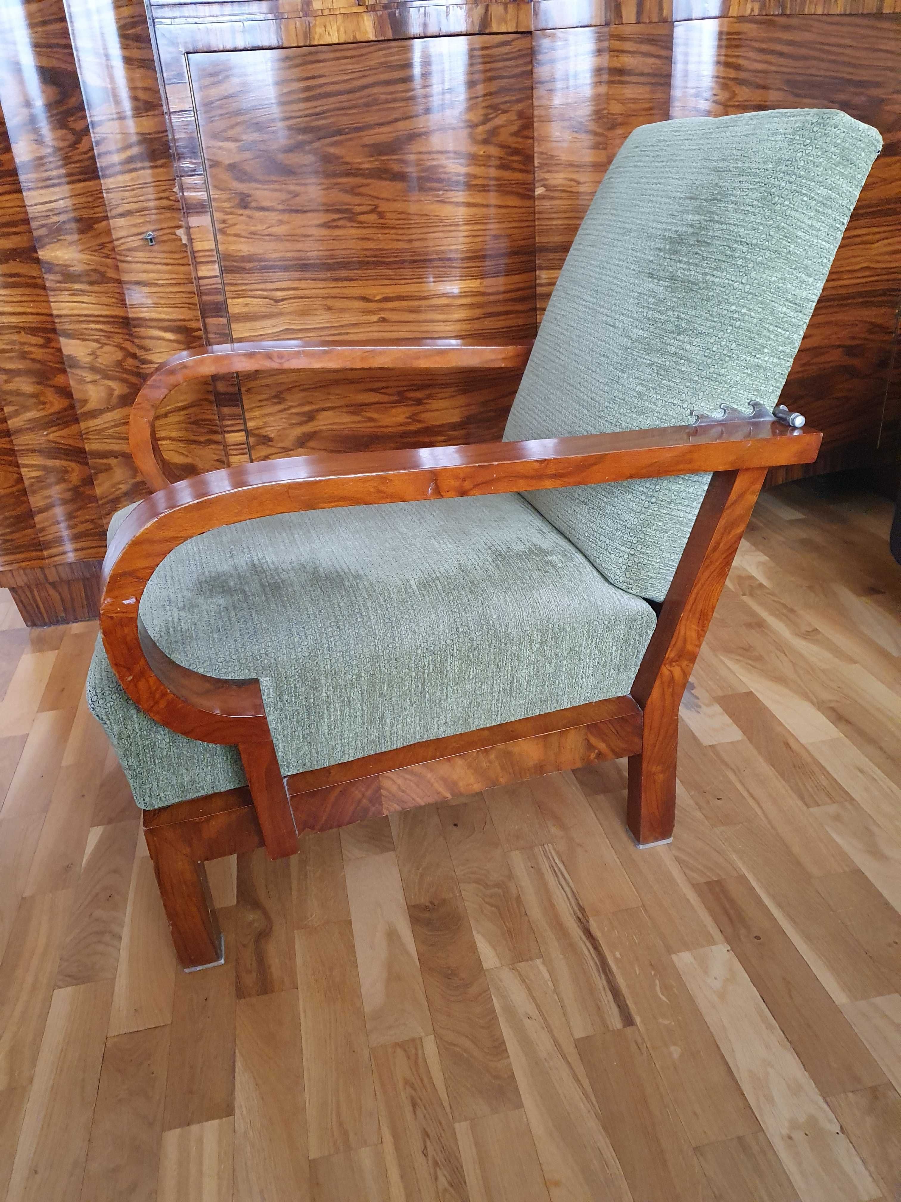 Fotel leniwiec Art Deco Polska lata 30-te z regulowanym oparciem.