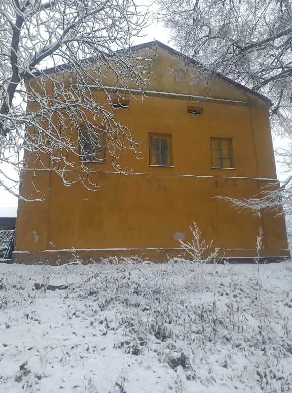 Budynek handlowo- usługowy