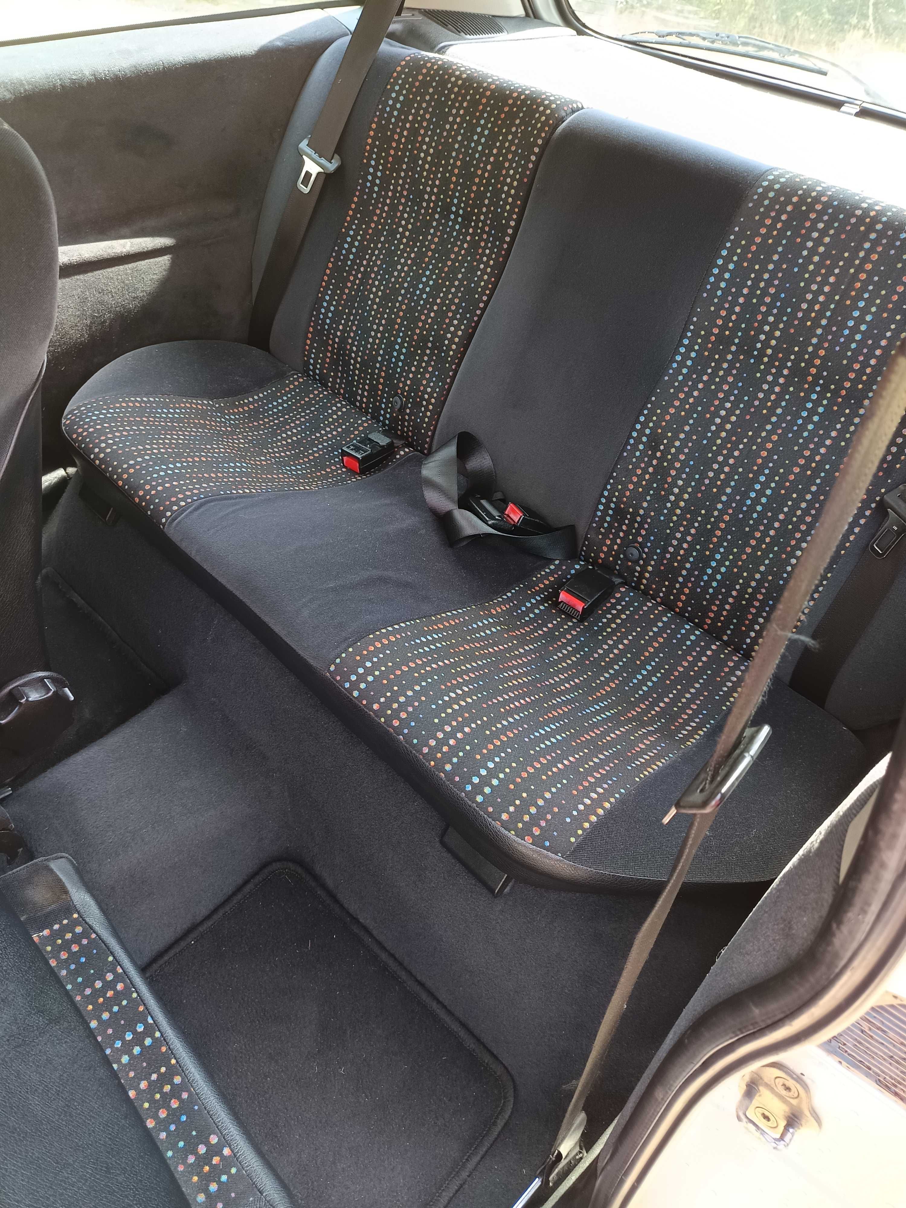 Opel corsa 5 lugares
