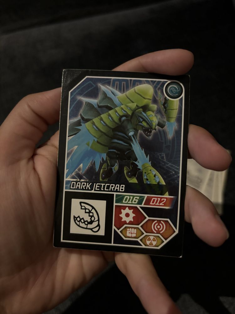 14 Cromos Invizimals Evolution