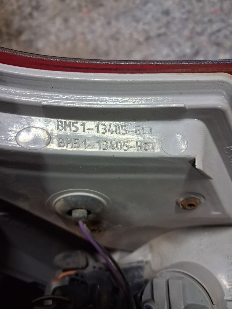 Стоп габарит ліхтар лівий правий Ford Focus 3 універсал, bm51-13404-Hf