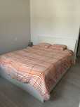 Cama de casal (160x200) com arrumação