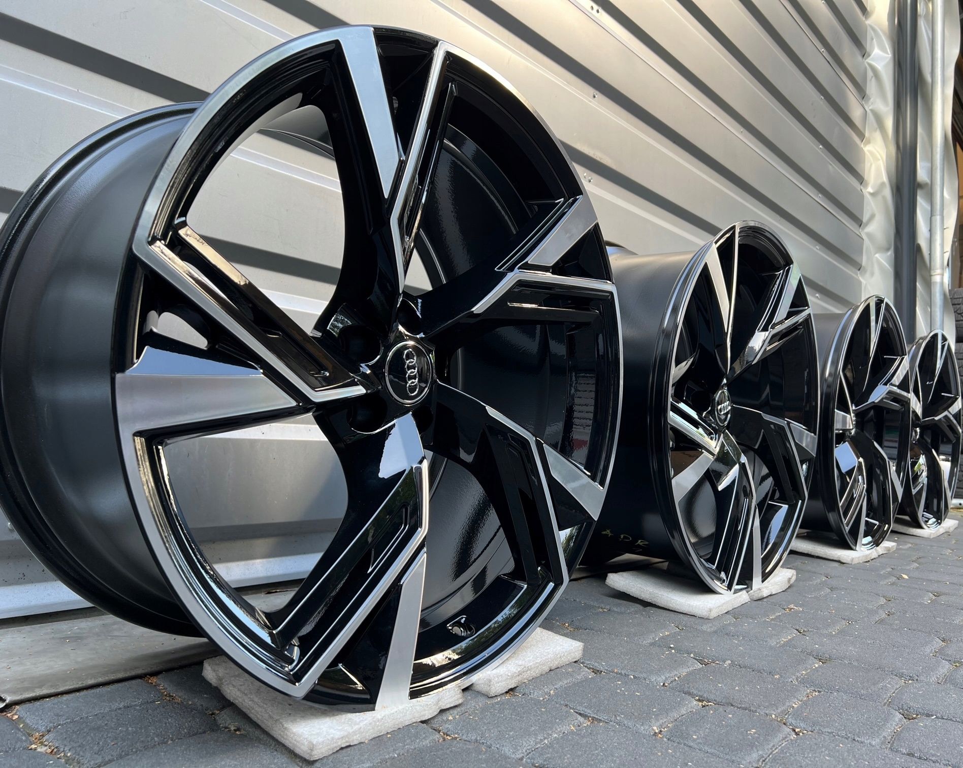 Oryginalne Felgi Audi 22 RS6 RS7 A8 Q5 Q7 Q8 SQ8