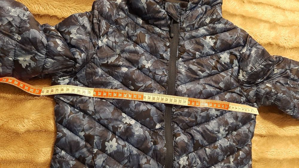 Курточка женская MOUNTAIN  WAREHOUSE