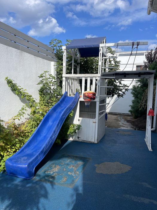 Дитячий майданчик