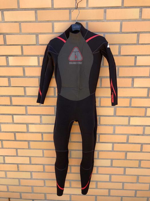 Fato de surf / bodyboard da marca Island Style 12 anos