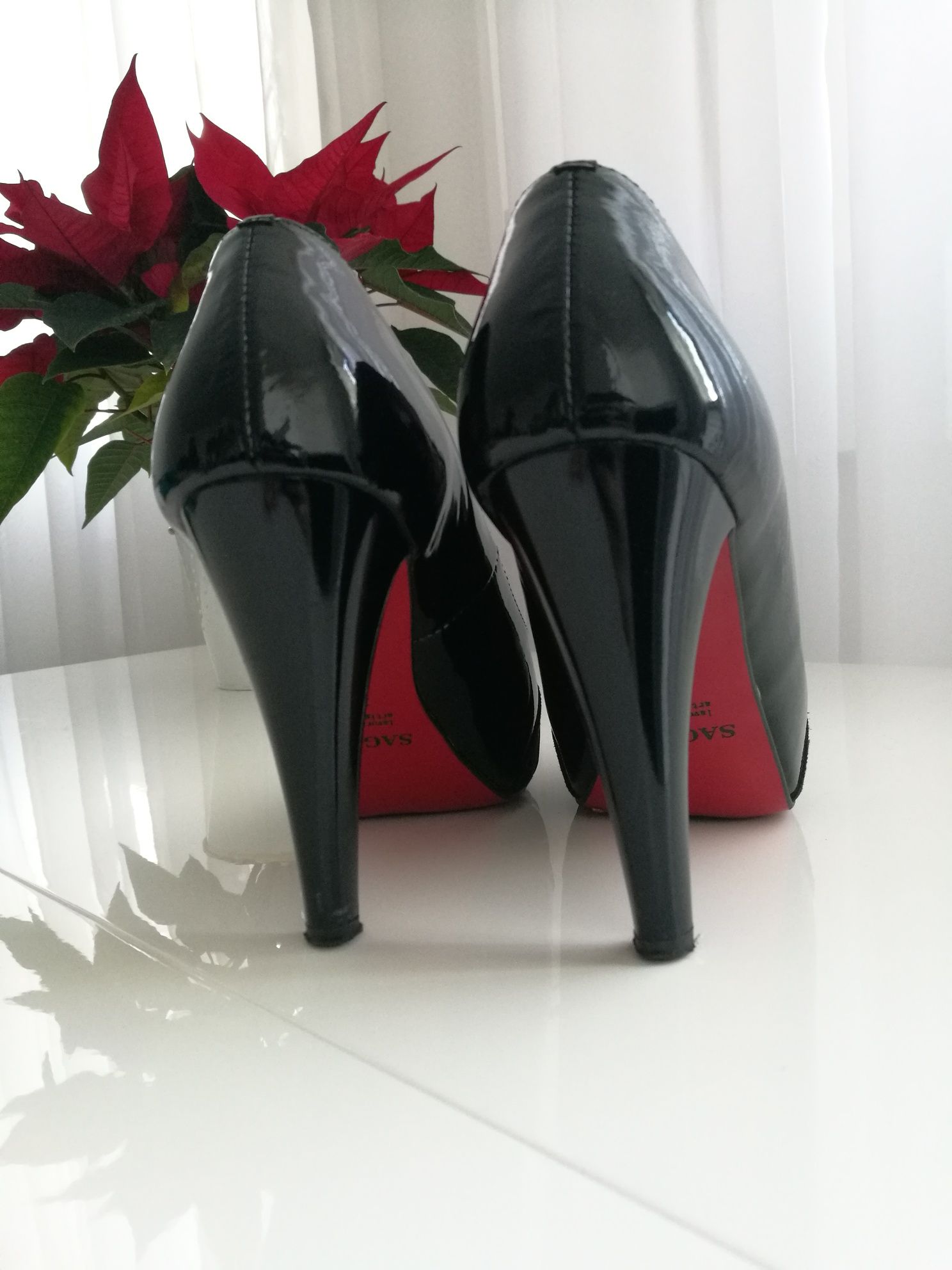Buty szpilki skóra czarne lakier 37 obcas 10cm czerwona podeszwa