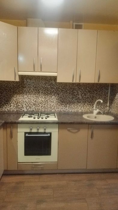 Сучасна кухня б/у