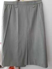 Spódnica z kieszeniami kolor oliwkowy r.42