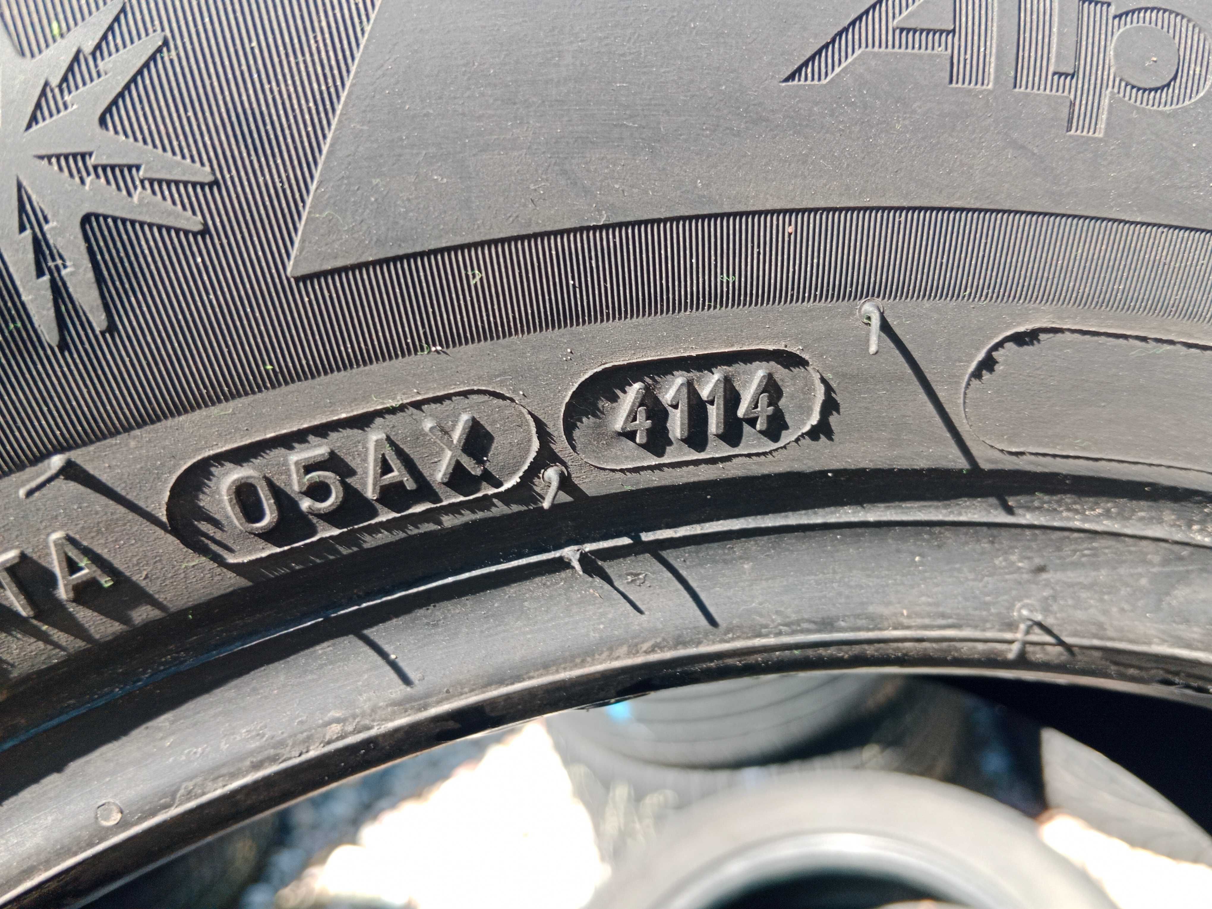 Opona używana 195/65R15 Michelin Alpin 5 1szt.