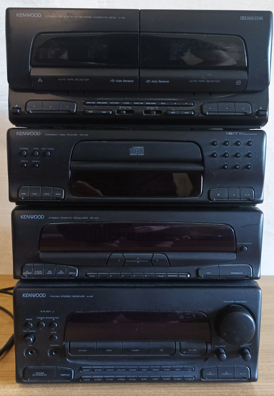 Усилитель Kenwood для колонок