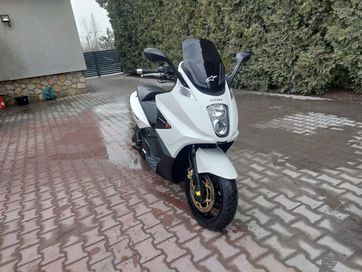 skuter gilera gp 800