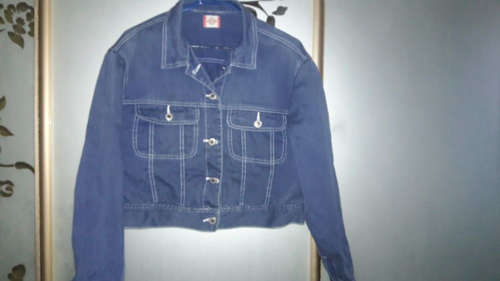 Джинсовая куртка, пиджак, фирменная, 46-48 размер + вторая в подарок