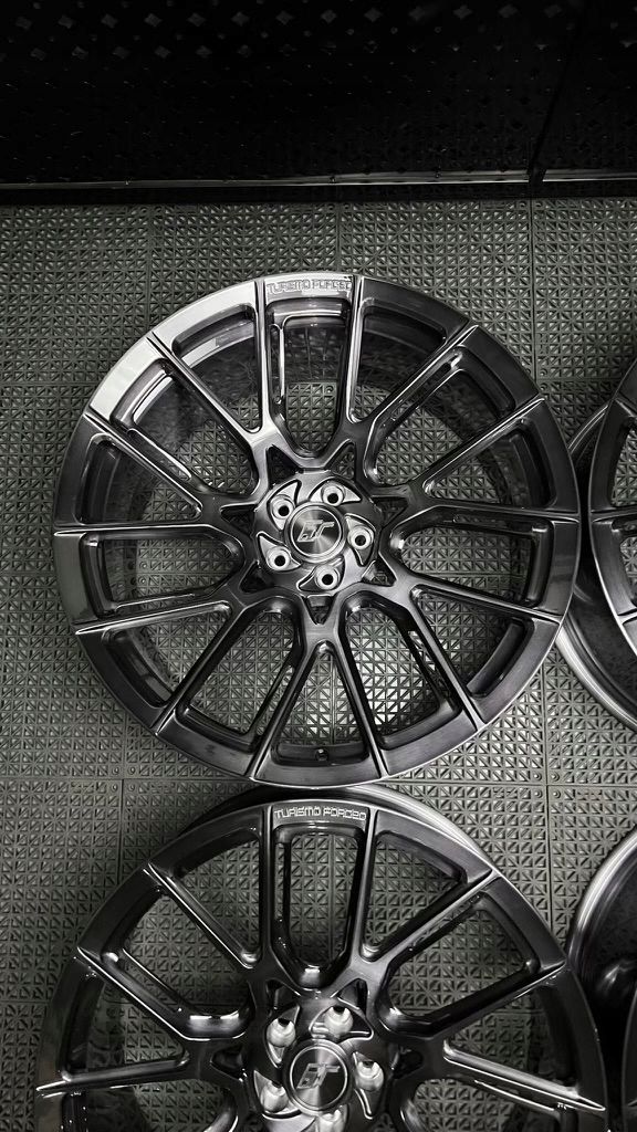 Felgi Turismo Custom Forged GT 1PC 22" do Porsche Macan