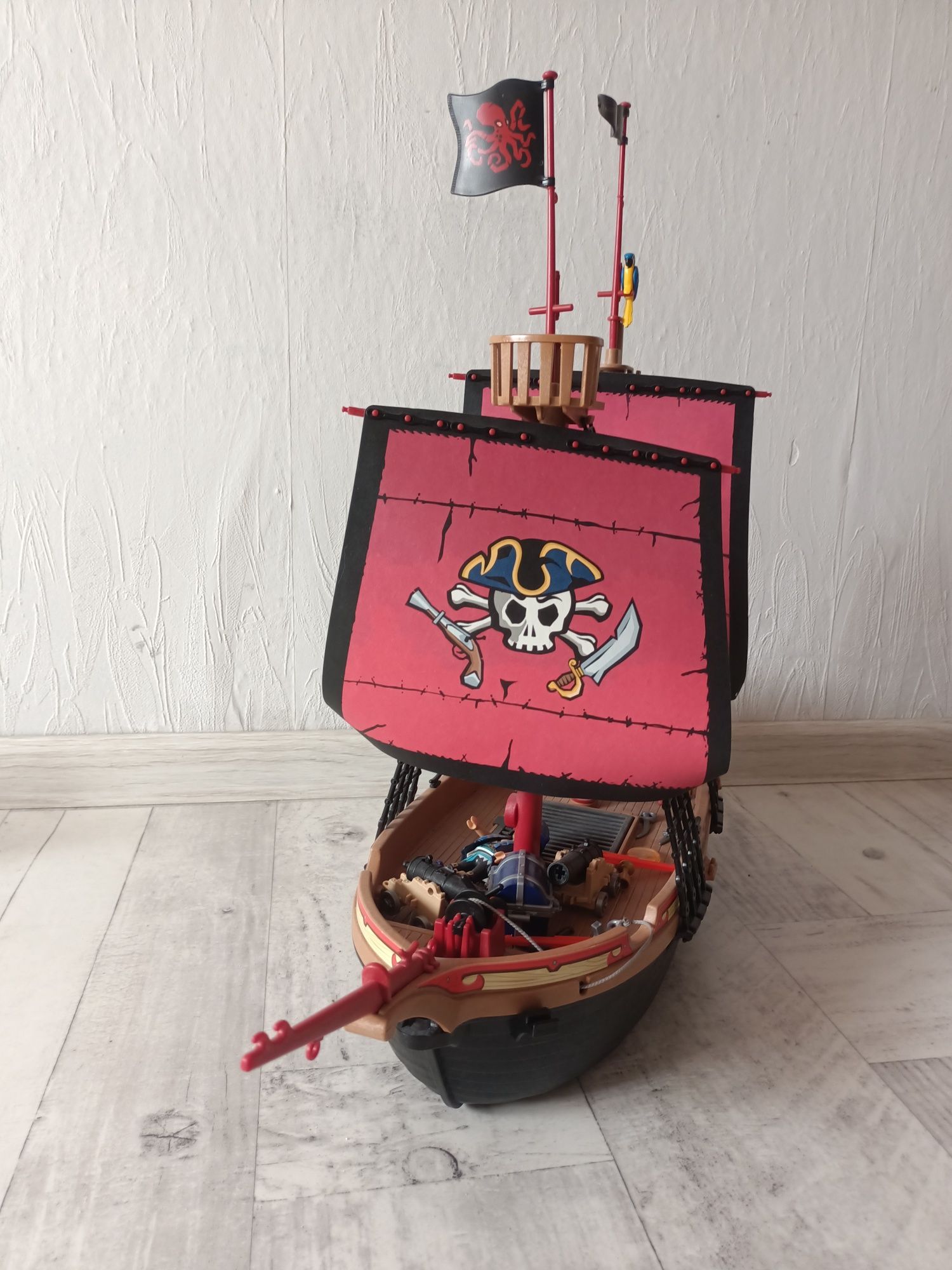 Statek piracki Playmobil