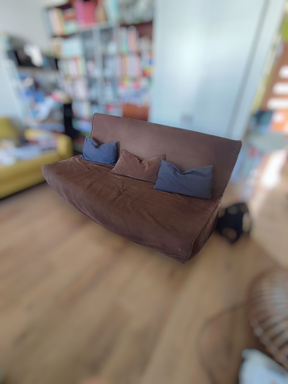 Sofa z IKEA w kolorze brązowym