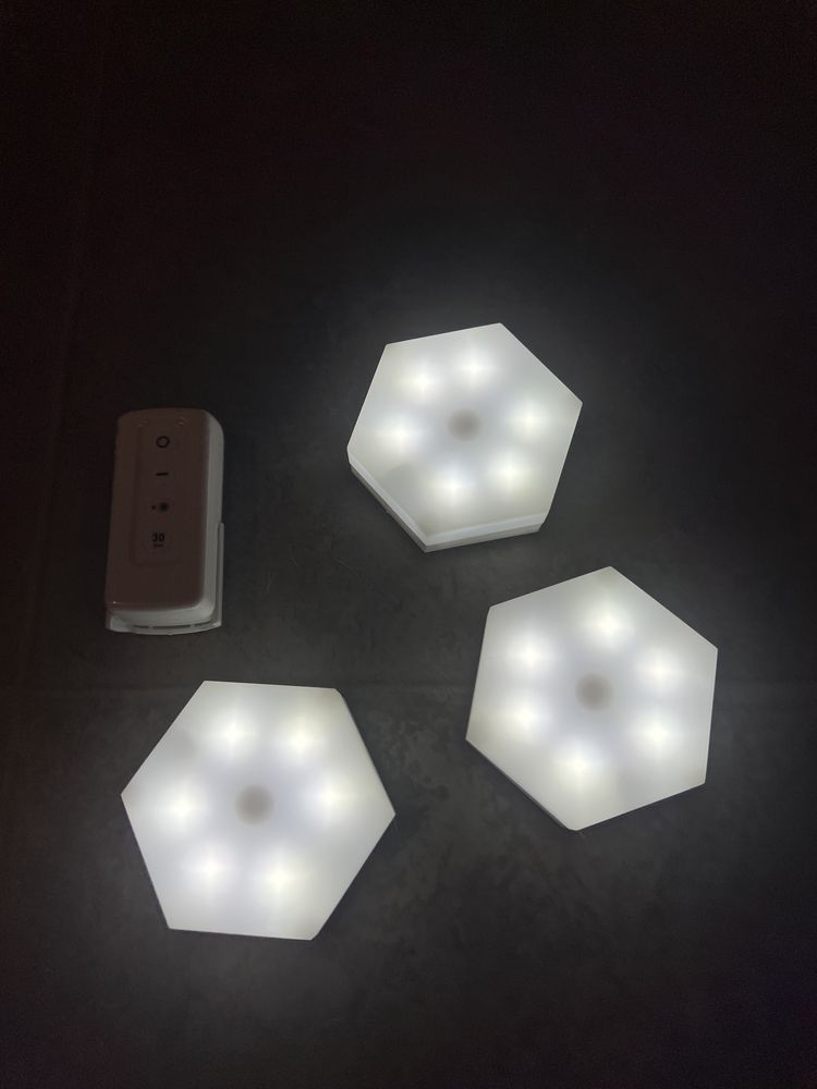 Набор из трёх LED ламп с пультом и таймером отключения