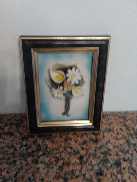 Quadros Italianos com flores em porcelana