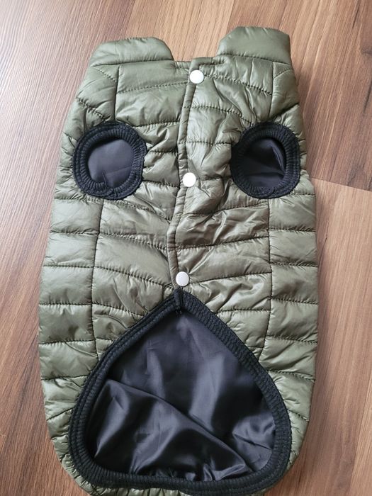 Kurtka kamizelka pikowana dla psa lub kota rasy średniej