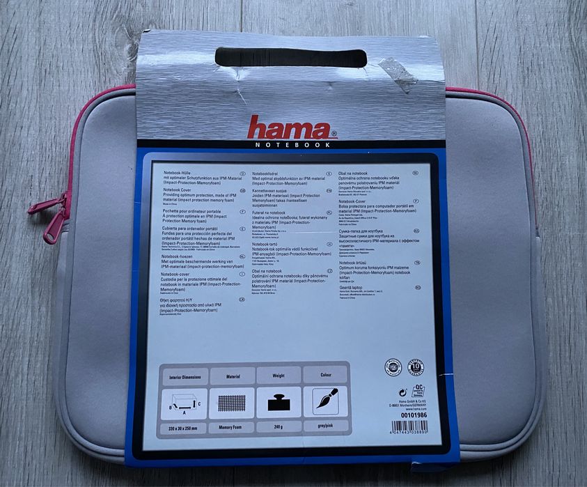 Futerał na notebook.