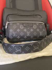 Louis Vuitton Bolsa Outdoor Messenger Black