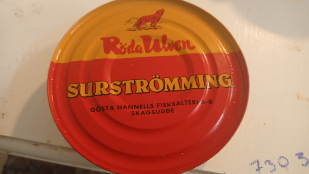 Surströmming kiszony śledz Röda Ulven