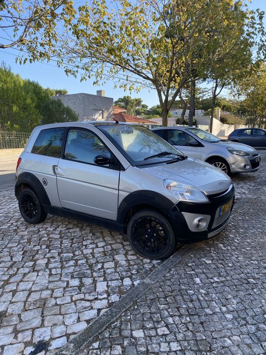 Micro Carro em bom estado