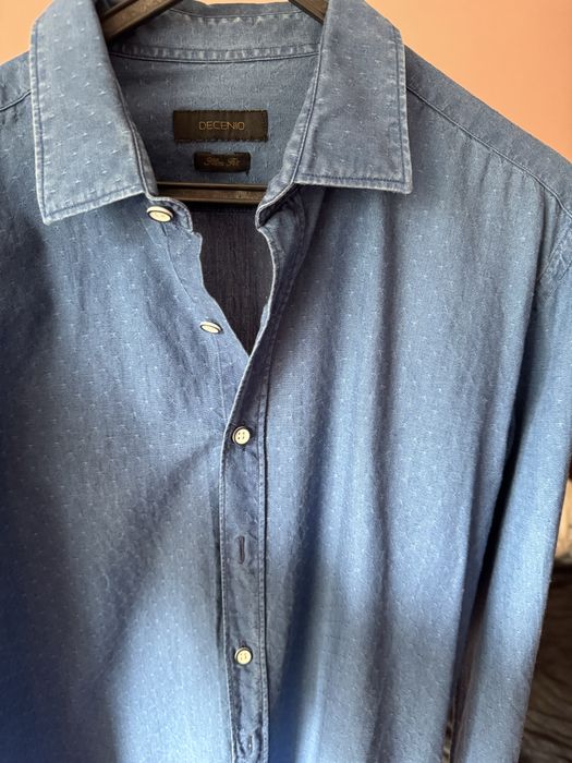Camisa azul Decenio