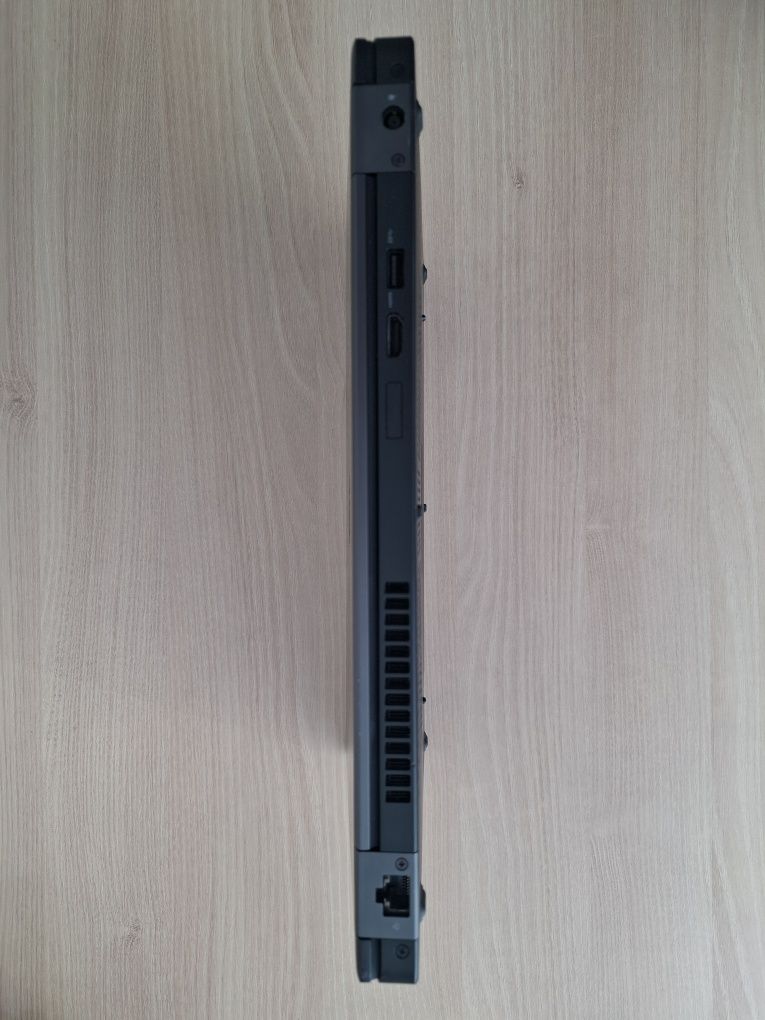 Ноутбук DELL 5480 14" intel i7-7600U ОЗУ 16 GB DDR4 128 GB SSD M2
