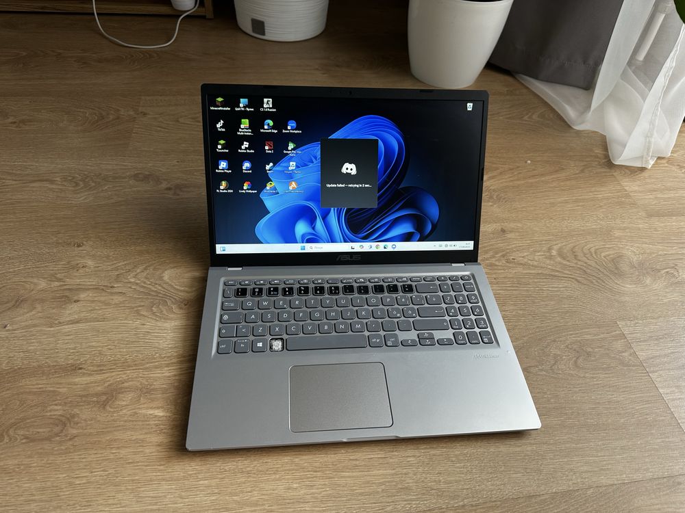 ASUS X515M | Для навчання, роботи та мультимедіа