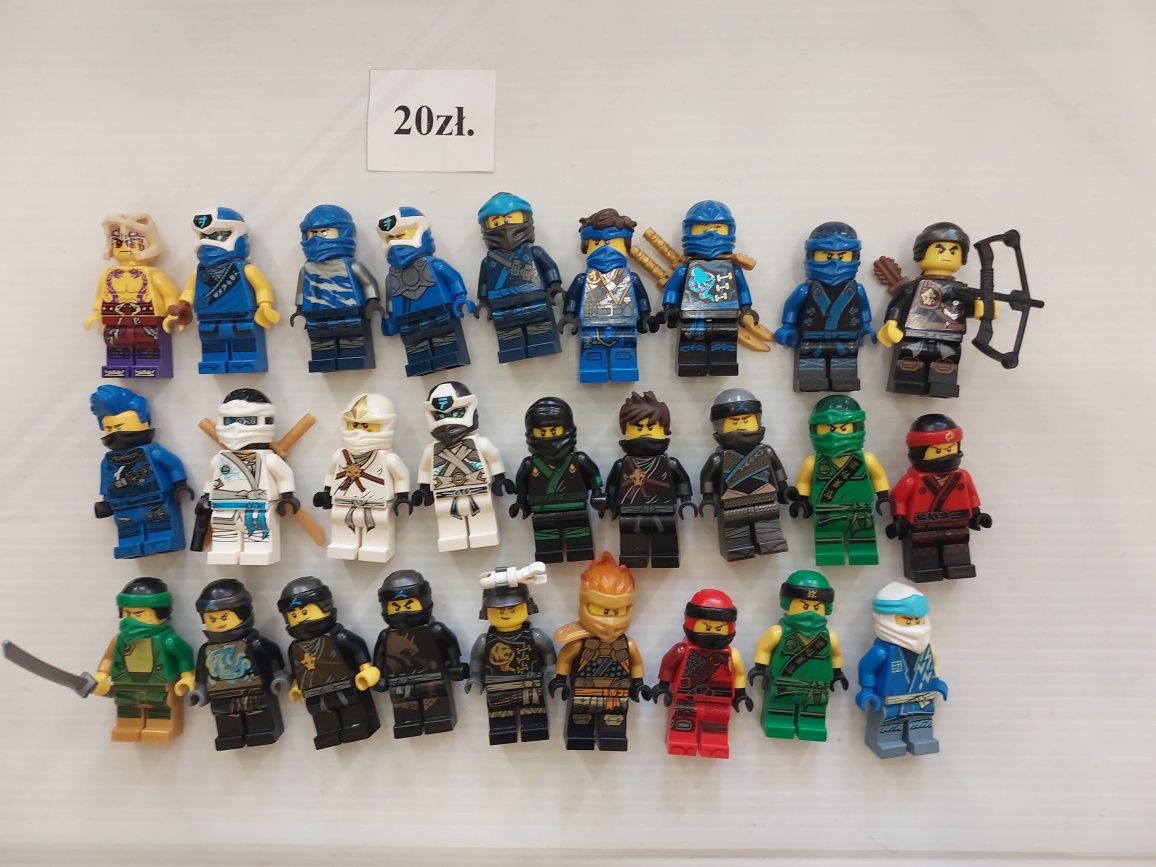 Lego figurki Ninjago.