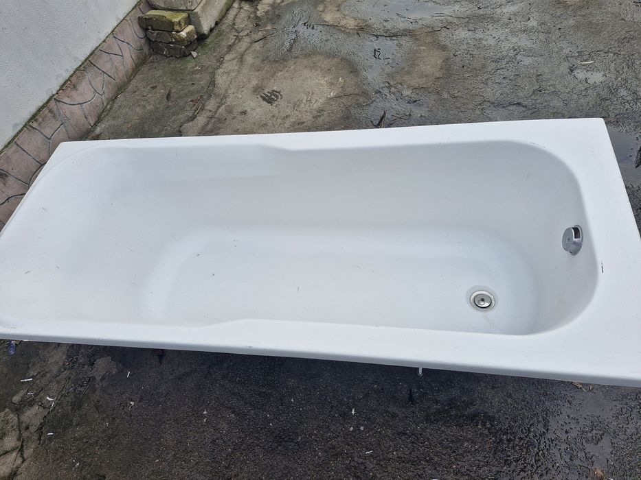 Ванна акрилова б/у