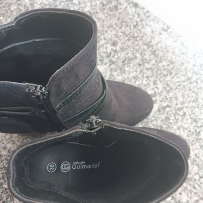 Botas pretas calçado Guimarães