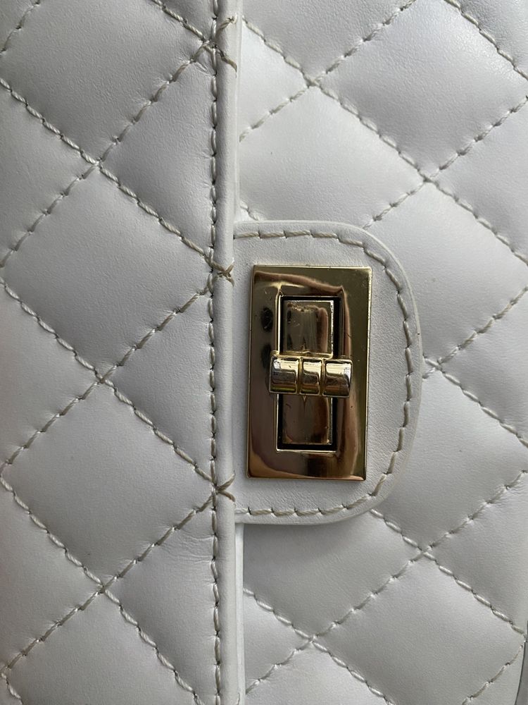 Женская белая сумка клатч кожа стиль Chanel
