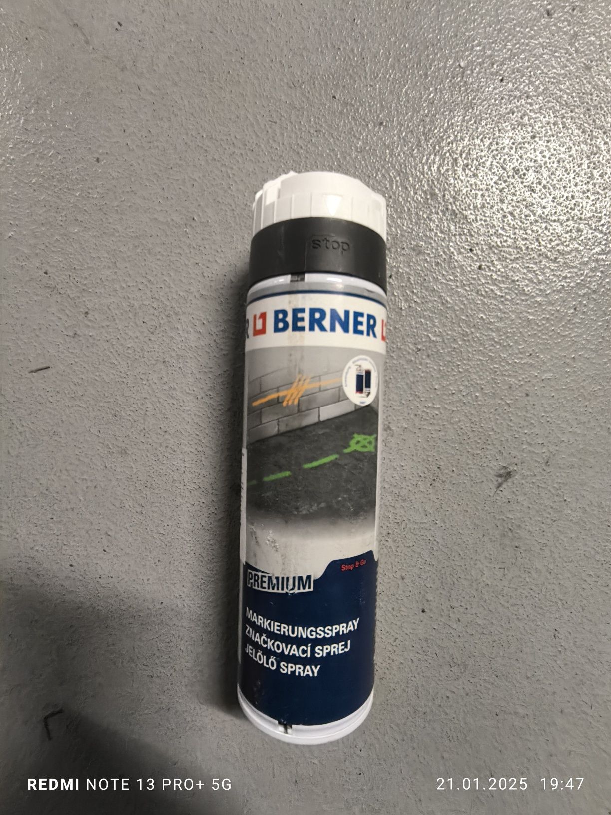 Farba spray Berner w puszce jak sopec 500ml 17 sztuk