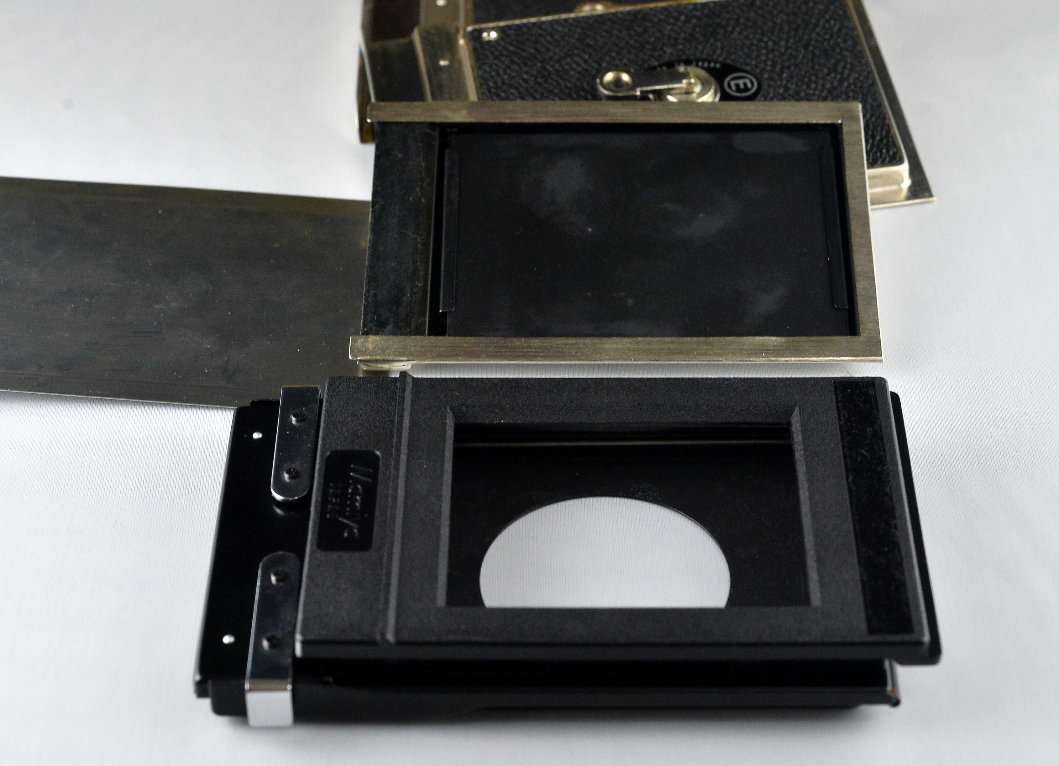 Mamiya RB 67 Plate Holder Model 2 com três plate holders