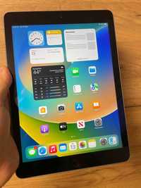 Apple Ipad 5 gen 32 gb+зарядне+підставка