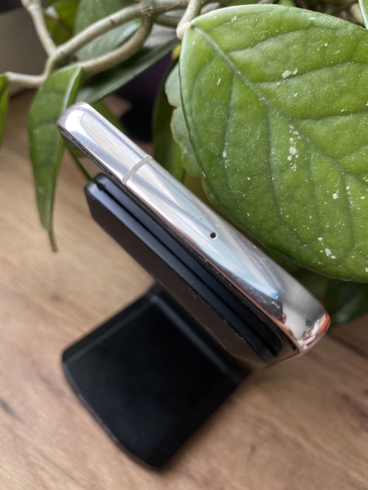 Samsung S23 8/256
