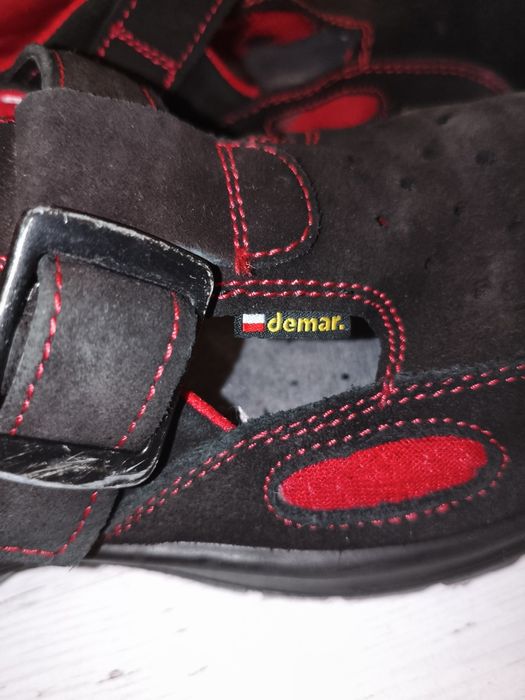 2x Buty robocze z blachą w noskach