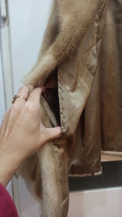 Futro z norek biszkoptowe