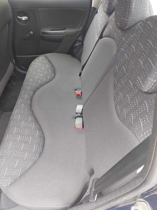 Citroen C3 2006 rok,benzyna.Mały przebieg,dwa komplety kół