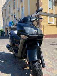 Yamaha majesty 250 кубов