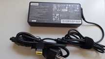 Zasilacz Lenovo 135w. Jak NOWY