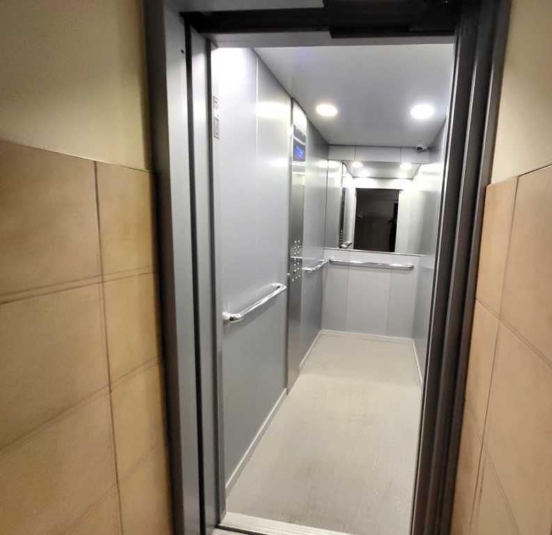 Продажа 2-х к.кв. на этаже кладовка 3,5 кв.м ул. Почтовая д.119, ЖК 1.