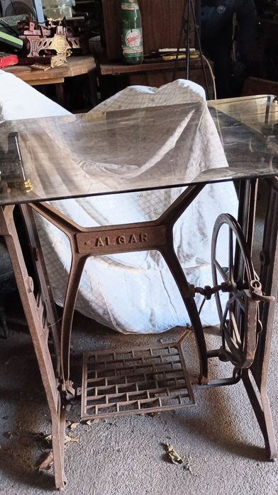 Pé de maquina de costura