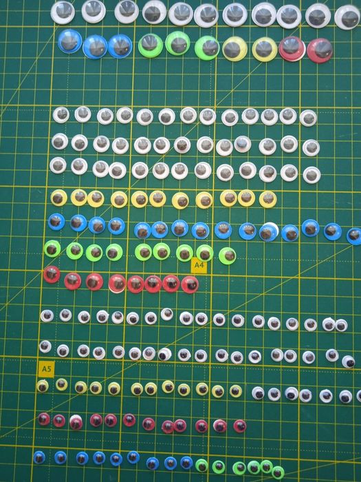 Глазки глаза для игрушек на липкой основе  15 мм 10 мм 6 мм