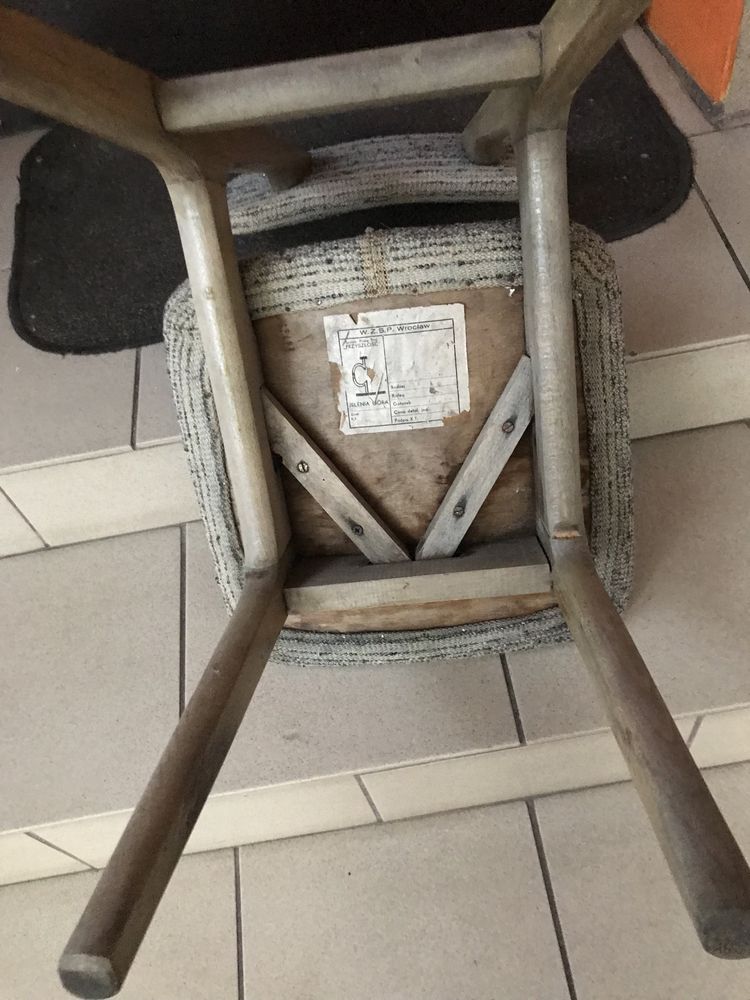 Krzeslo drewniane Spoldz. Pracy Sloł. Przyszlosc
